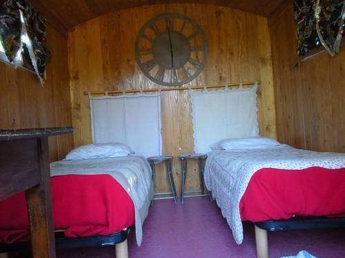 Hotel Le Gît´an Roulotte à Bessey Chambre photo